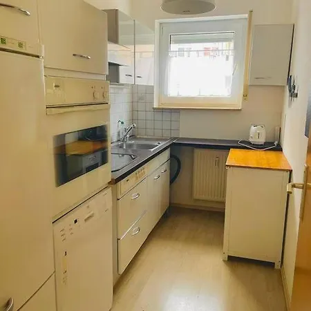 Sonniges In Ruhiger Und Zentraler Lage Apartmán